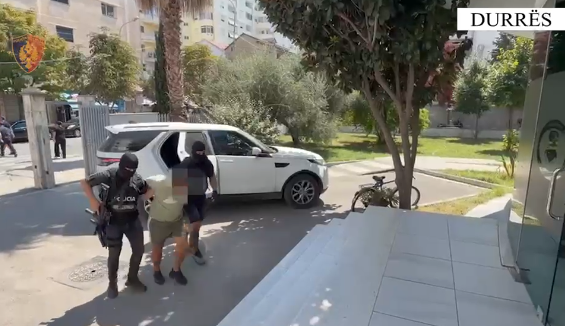 I kërkuar në Itali për trafik droge dhe pjesëmarrje në grup kriminal  arrestohet në Durrës 33 vjeçari