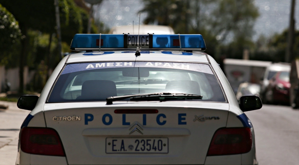 Tjetër ngjarje e rëndë në Greqi  shqiptari vret gruan me thikë dhe tentoi vetëvrasjen  e bija njoftoi policinë