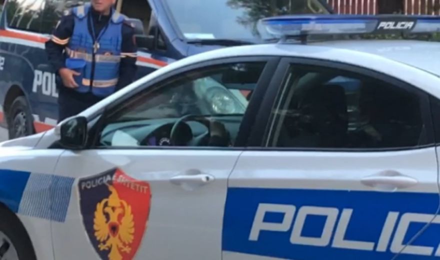 Grabitje me armë në një argjendari në Paskuqan