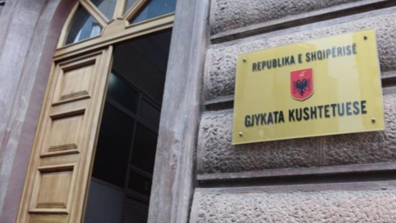 Pagat e magjistratëve  gjyqtarët dhe prokurorët çojnë ligjin në Kushtetuese