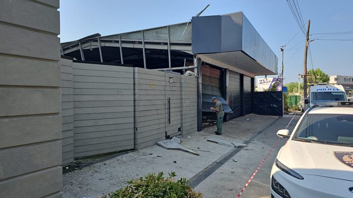 Servisi i dëmtuar nga tritoli