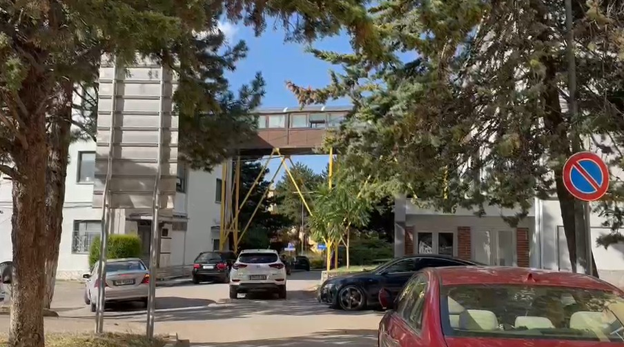 Plagosja me armë në Korçë  sekuestrohen kamerat e sigurisë së një lokali