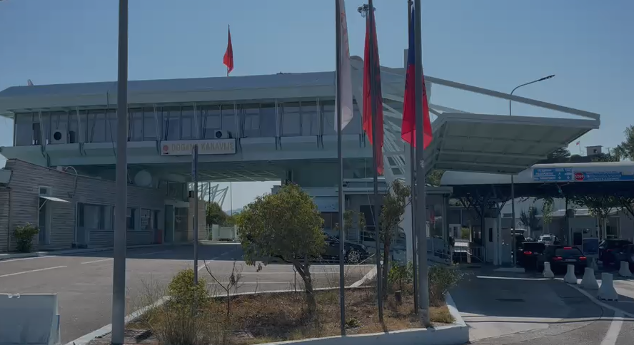 Kontrabandë në Kakavijë  685 kg mish dhe 83 kg peshk  arrestohet shoferi i autobusit