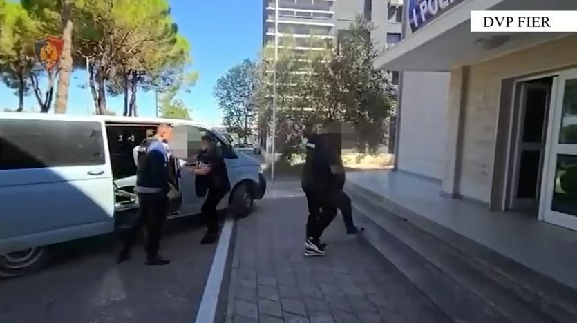  Motoristi   Arrestohen dy persona në Lushnjë  shisnin drogë në zona të ndryshme të qytetit
