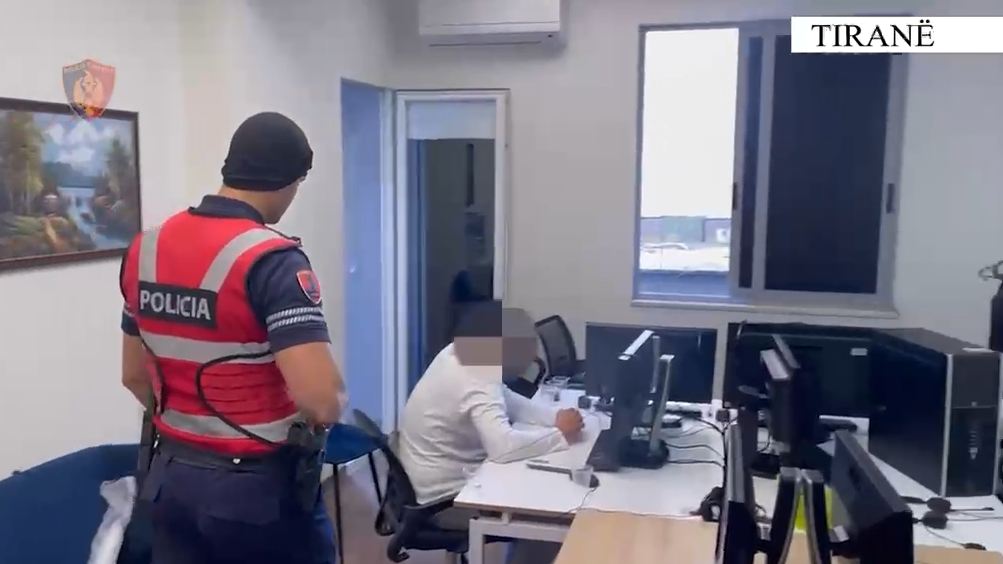 Tiranë  Mashtronin të huajt përmes platformave online  4 në pranga dhe 1 në kërkim