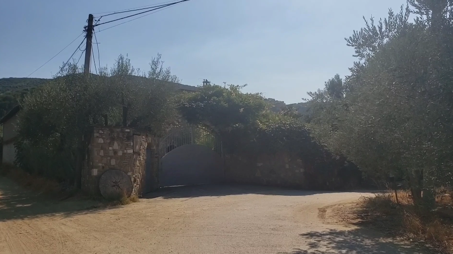 Grabiten dy biznesmenë në Berat  hajdutët i marrin kasafortat me nga 100 milionë lekë