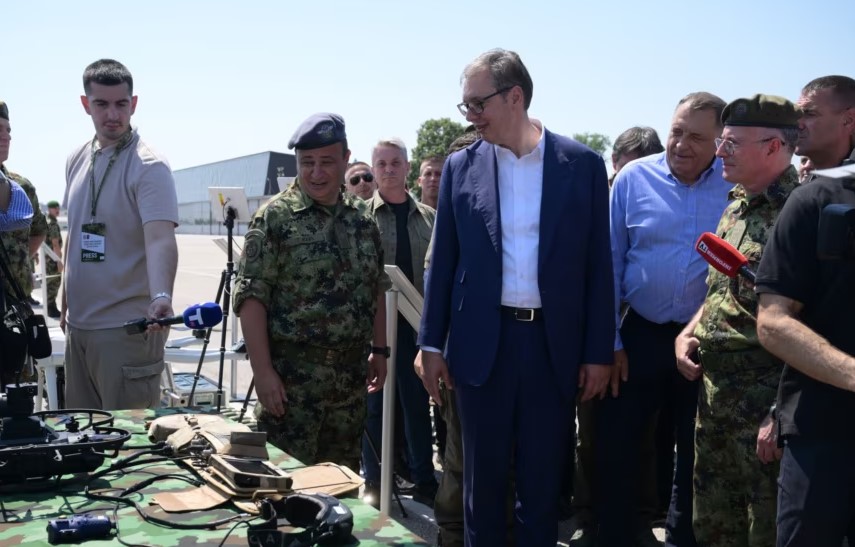 Kompania izraelite dhe Serbia planifikojnë prodhimin e dronëve që  ndjekin dhe zgjedhin objektiva 