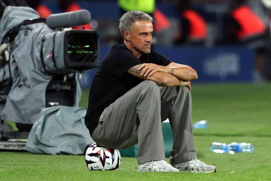 zyrtare-psg-nuk-ka-dilema-per-te-ardhmen-e-luis-enriques-vendimi-per-trajnerin