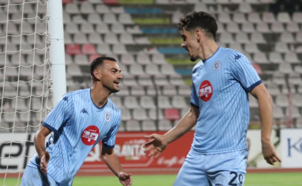 Dinamo City mposht Laçin 3 1 dhe vazhdon ndjekjen e kreut