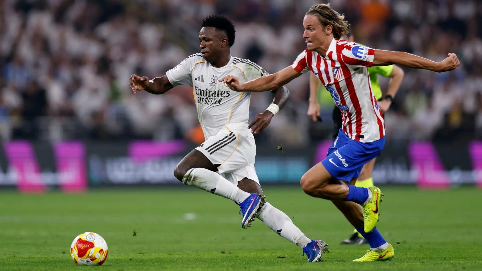 Një qytet  dy rivalë  një derbi  Formacionet zyrtare të përballjes Atl  Madrid   Real Madrid