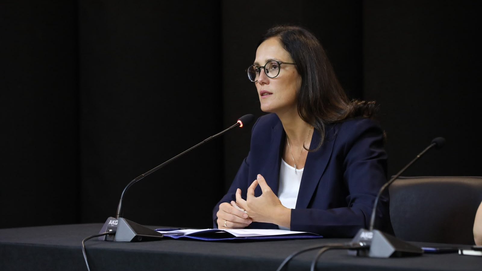 Ibrahimaj takohet me Shoqatën e Ndërtuesve  Në treg ka banesa me 60 mijë euro