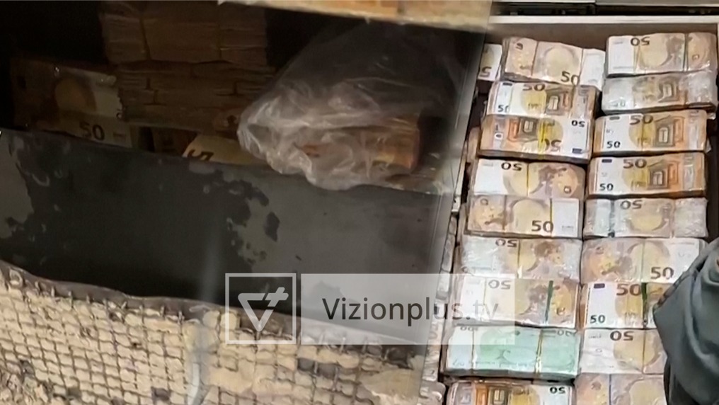 Goditet grupi mafioz në Itali  arrestohen 34 persona  sekuestron miliona të fshehura brenda mureve të shtëpive