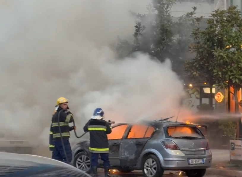 Merr flakë makina në Elbasan  panik te qytetarët