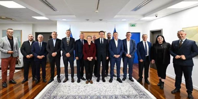 partite-shqiptare-do-te-garojne-me-nje-liste-ne-serbi-reagon-mepj