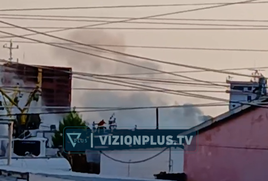 Zjarr i madh në portin e Shëngjinit  anija përfshihet nga flakët