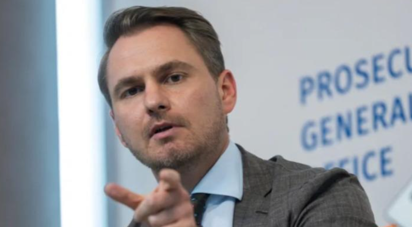 Skandal korrupsioni në Ukrainë  dorëhiqet Prokurori i Përgjithshëm