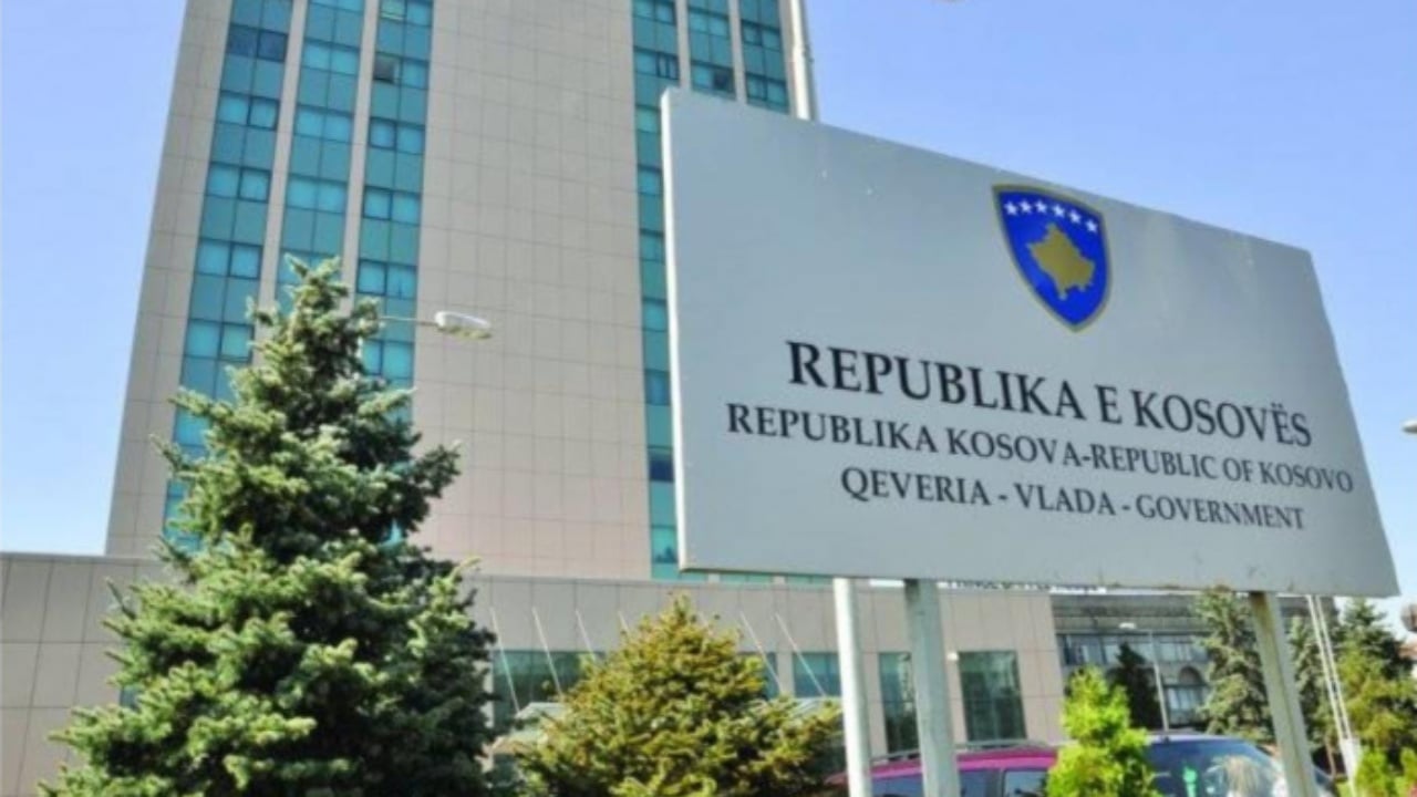 Opozita bllokon zyrat e qeverisë  PDK dhe AAK kërkojnë konstituimin e kuvendit të Kosovës