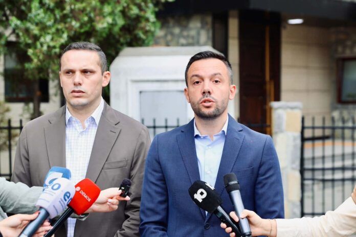 pdk-con-qeverine-ne-kushtetuese-opozita-pretendon-se-kuvendi-i-kosoves-nuk-eshte-konsituuar