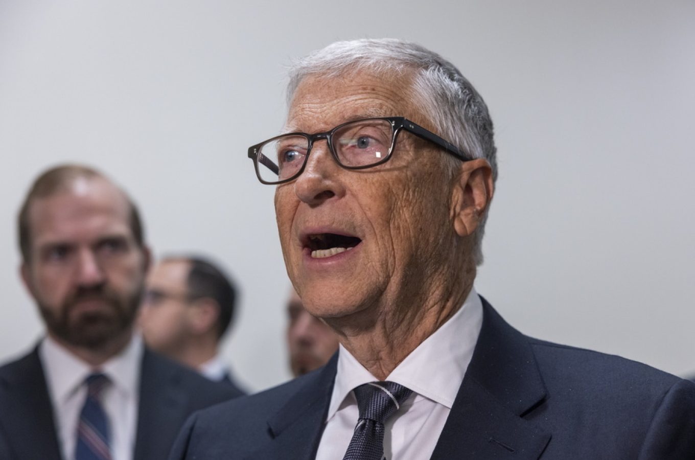 Paralajmërimi i Bill Gates  Asnjë qeveri në botë nuk është gati për ndryshimet që do të sjellë Inteligjenca Artificiale