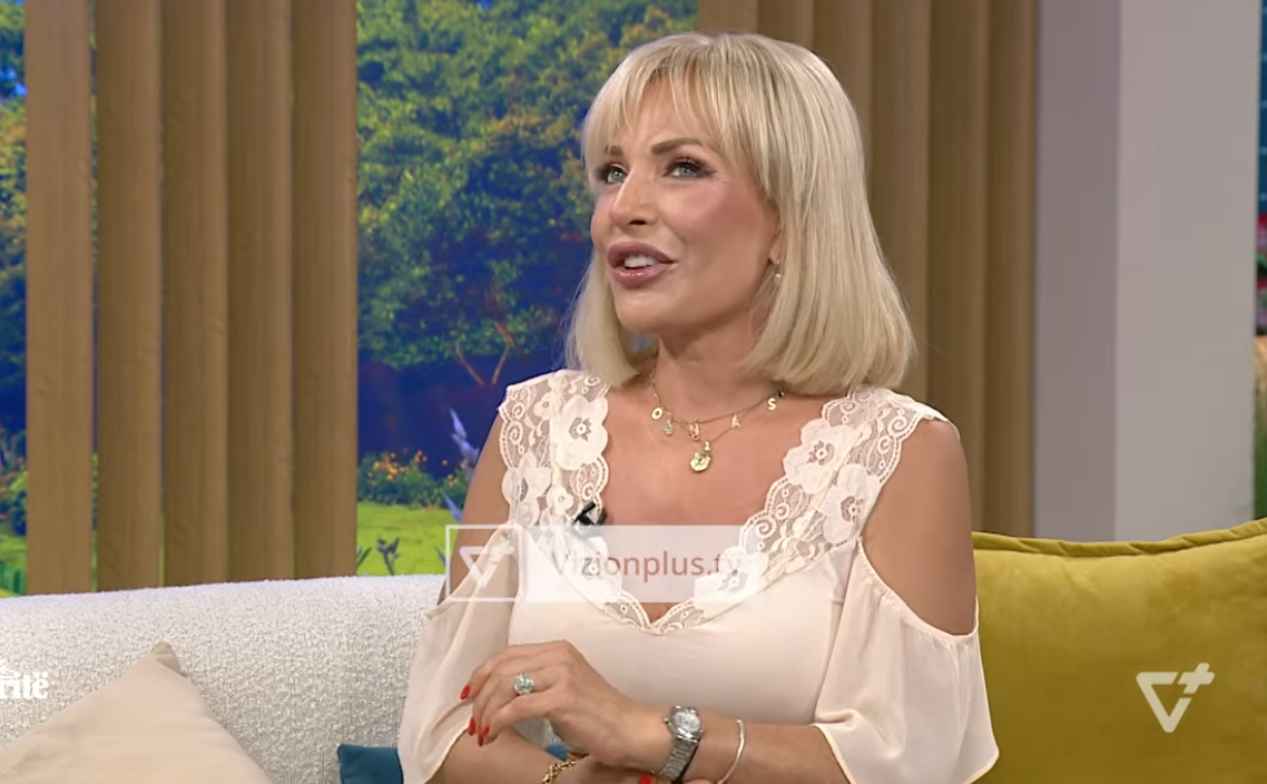 Ka gjetur dashurinë pas divorcit  Këngëtarja Maya  hap zemrën  në Mes Dritë