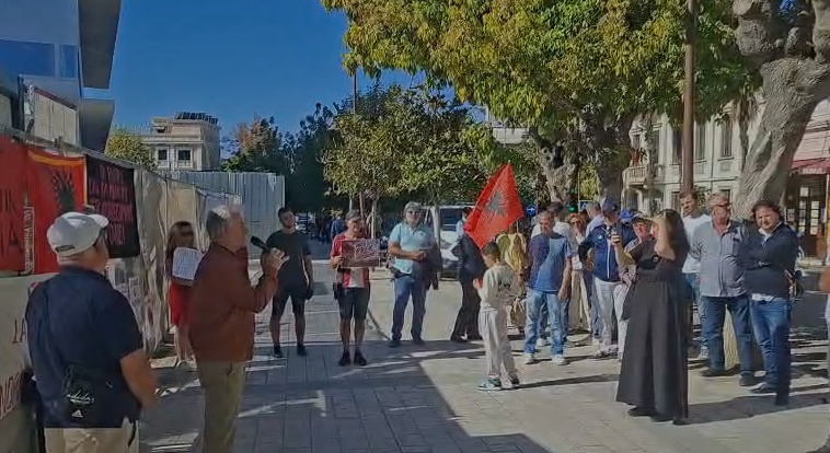 Vlorë  protestë për muzeun hebraik  Banorët kërkojnë që të ndërtohet në një vend tjetër