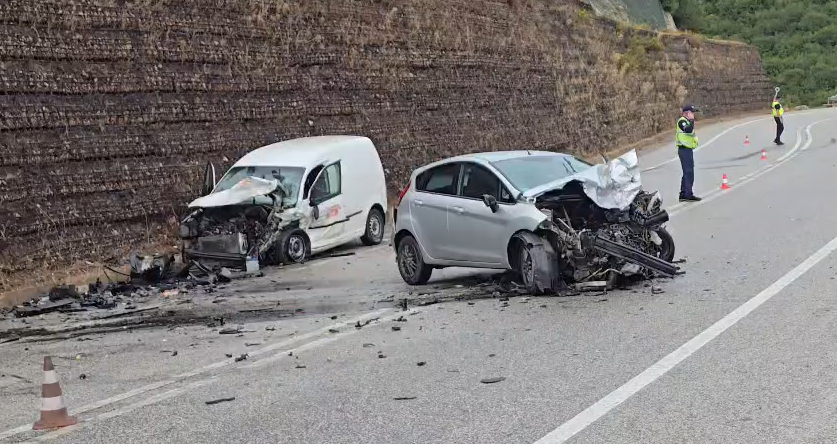 Aksident në autostradën Levan  Tepelenë  lëndohen dy persona
