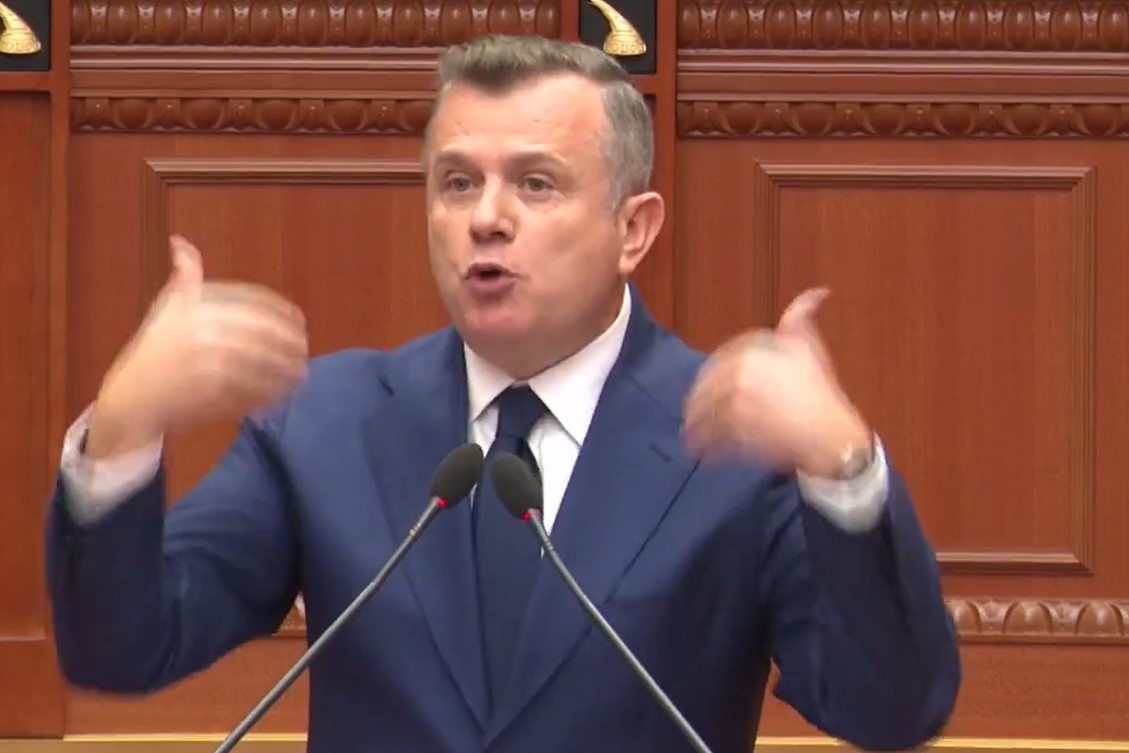 Balla i kthehet Berishës  Doni të bëni karagjozin si para 10 vitesh  Drejtësia e pavarur po heton këdo
