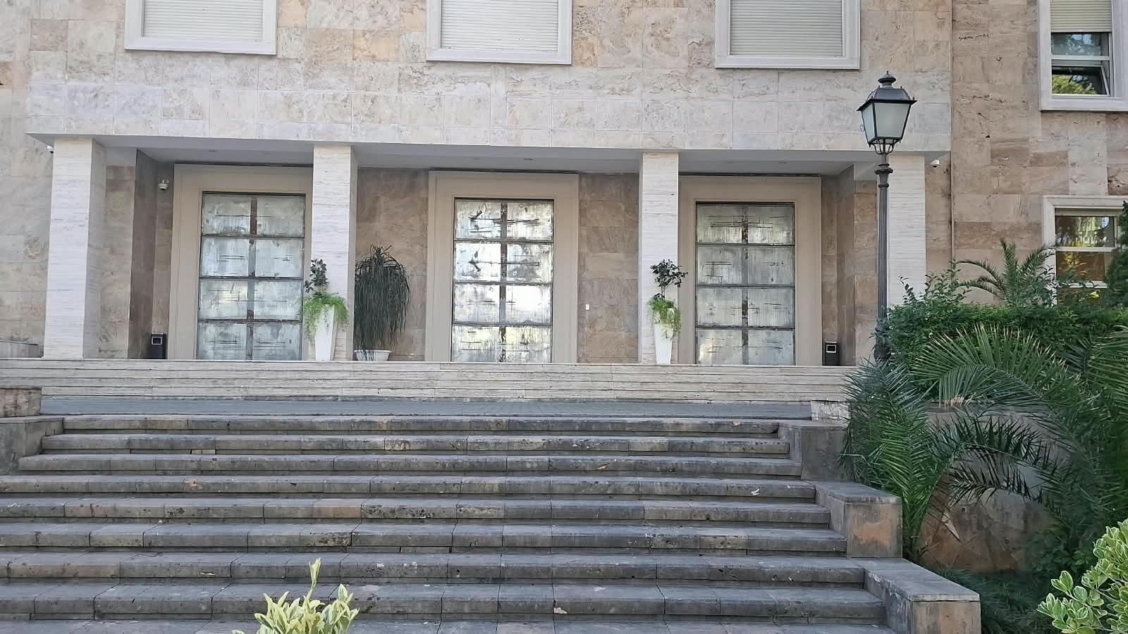 Studentët rikthehen sot në protestë  blindohet dera e Kryeministrisë