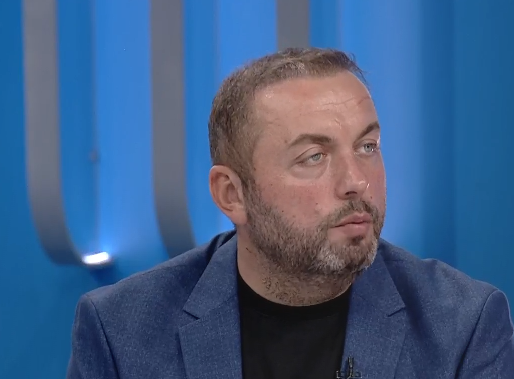 Publikimi i videove intime  Barkaj  Situata rëndohet vetëm nëse personazhet bashkëpunojnë me policinë