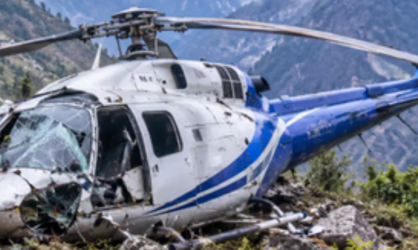 Rrëzohet helikopteri në Himalaje  gjashtë persona humbin jetën
