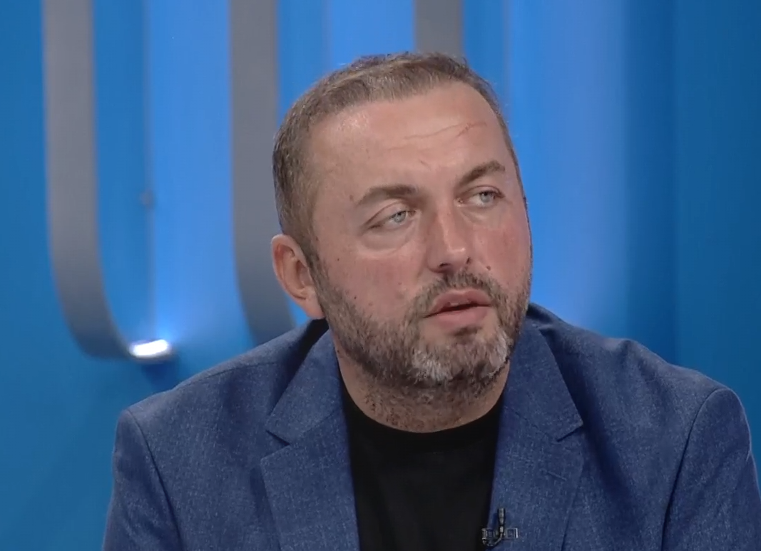Kush i shpërndau videot intime  çfarë di policia deri tani  Gazetari Barkaj flet në  Takohemi n Vizion 