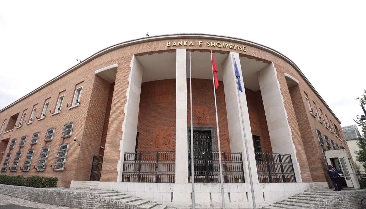 bsh-per-sulmet-ndaj-bankave-depozitat-te-sigurta-funksionimi-normal-i-sistemit-lidhet-me-mireqenien-e-qytetareve